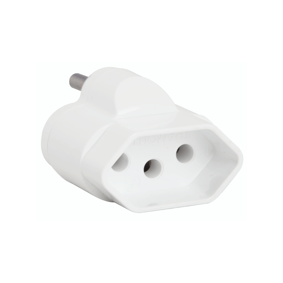 ADAPTADOR UNIVERSAL 20A (PLUG REVERSO)